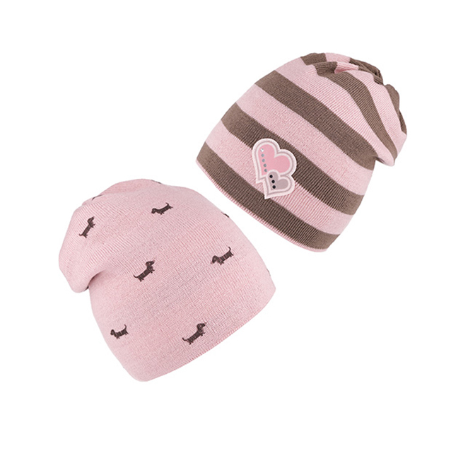 Dievčenská  obojstranná čiapka Ajs 54-56 cm