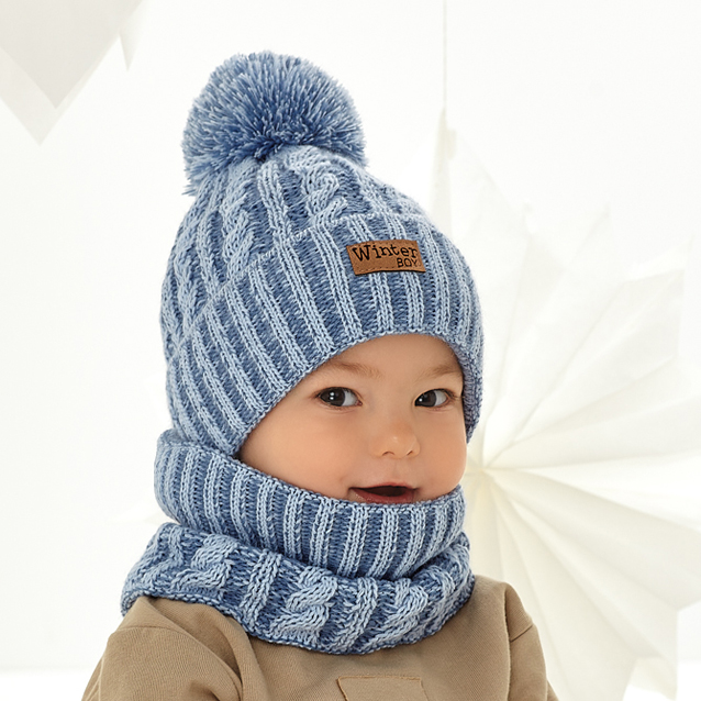 Detská súprava s nákrčníkom, so šnúrkovou bombuľkou 48-52 cm