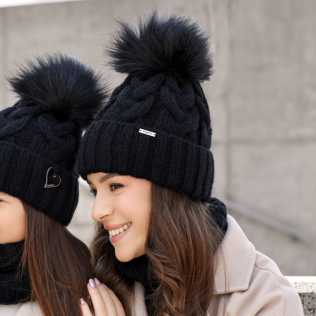 Dievčenská a dámska zimná súprava s nákrčníkom 56-58 cm