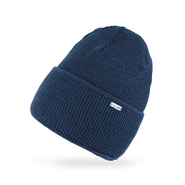 Pánska zimná čiapka Ajs s patentom